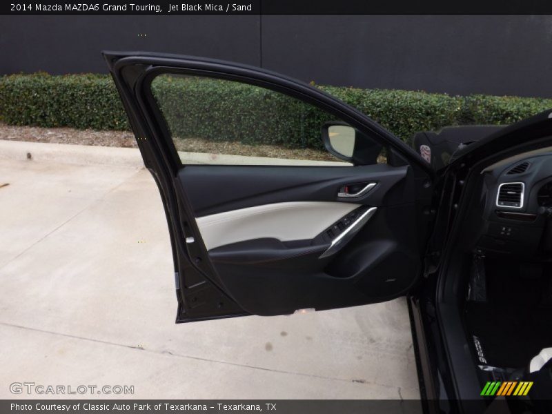 Door Panel of 2014 MAZDA6 Grand Touring