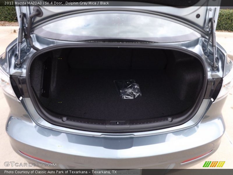  2013 MAZDA3 i SV 4 Door Trunk