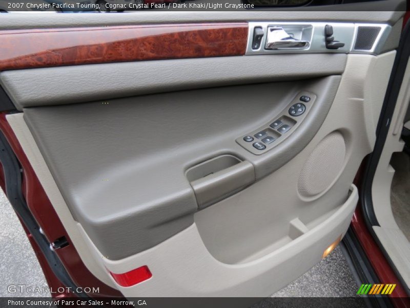 Door Panel of 2007 Pacifica Touring