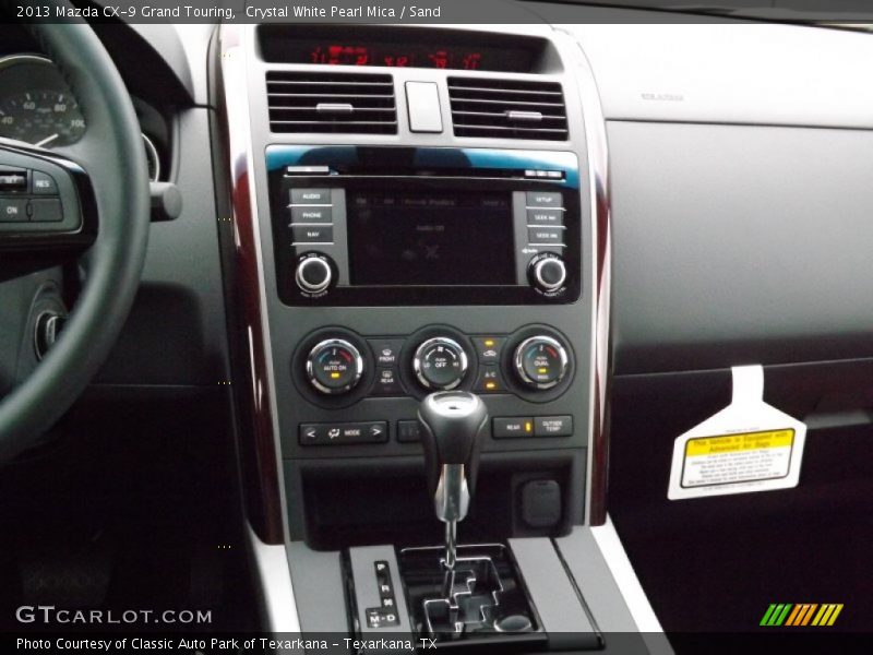 Controls of 2013 CX-9 Grand Touring