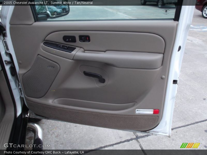 Summit White / Tan/Neutral 2005 Chevrolet Avalanche LT