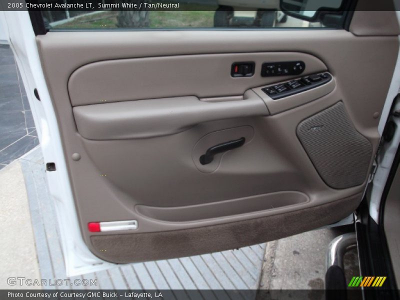 Summit White / Tan/Neutral 2005 Chevrolet Avalanche LT