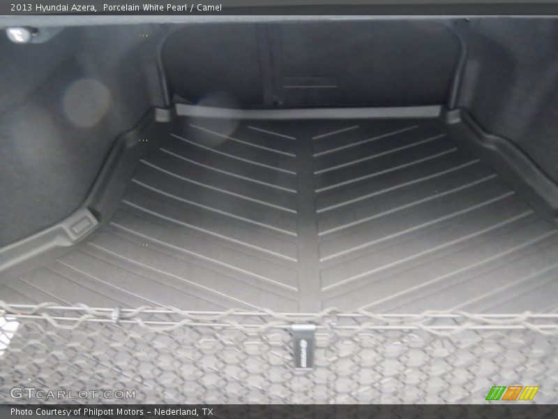 Porcelain White Pearl / Camel 2013 Hyundai Azera