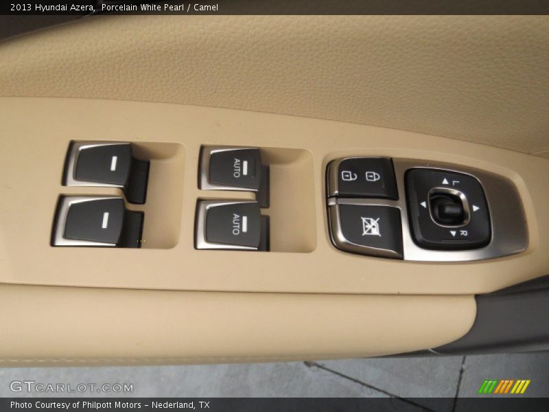 Porcelain White Pearl / Camel 2013 Hyundai Azera