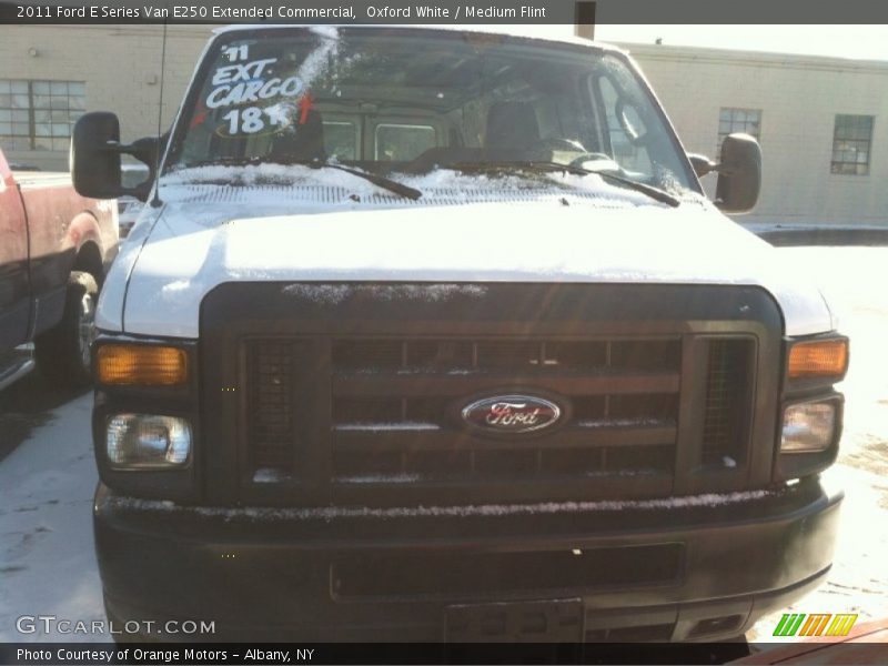 Oxford White / Medium Flint 2011 Ford E Series Van E250 Extended Commercial