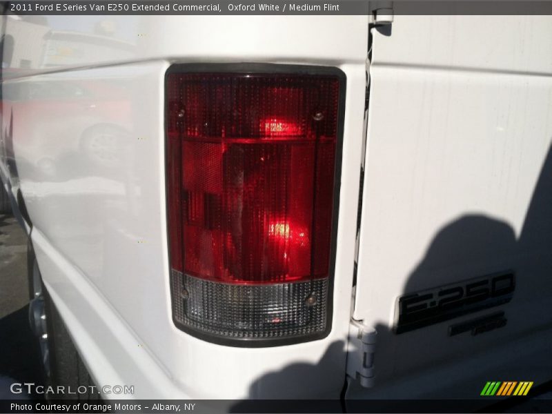 Oxford White / Medium Flint 2011 Ford E Series Van E250 Extended Commercial