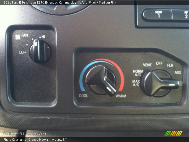 Oxford White / Medium Flint 2011 Ford E Series Van E250 Extended Commercial