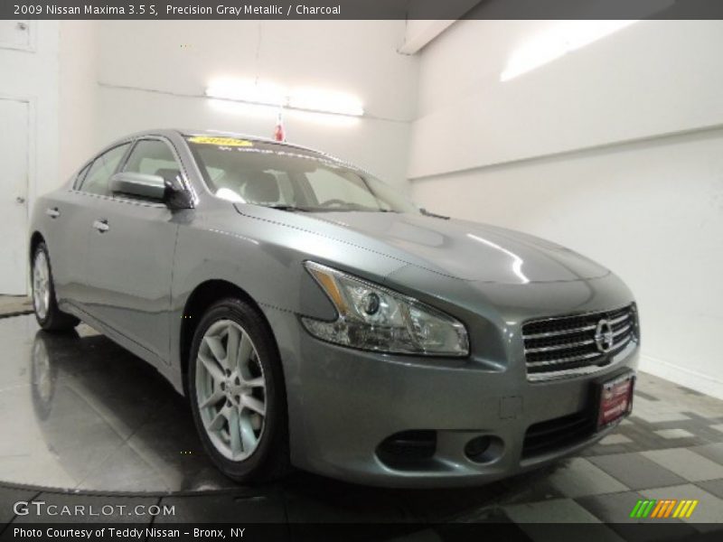Precision Gray Metallic / Charcoal 2009 Nissan Maxima 3.5 S