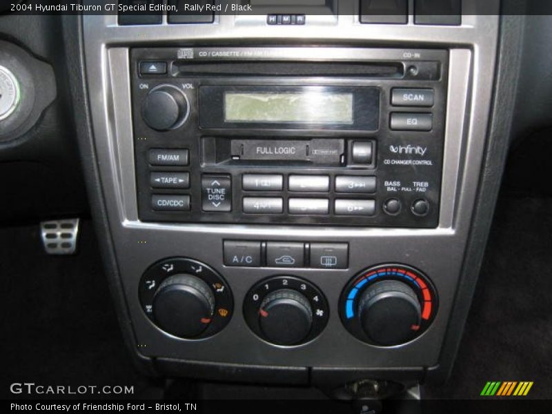 Controls of 2004 Tiburon GT Special Edition