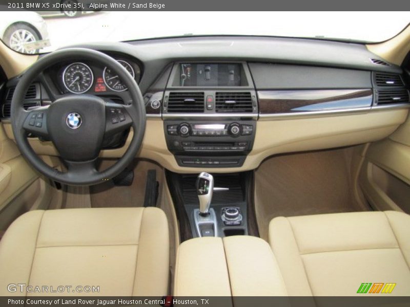 Alpine White / Sand Beige 2011 BMW X5 xDrive 35i