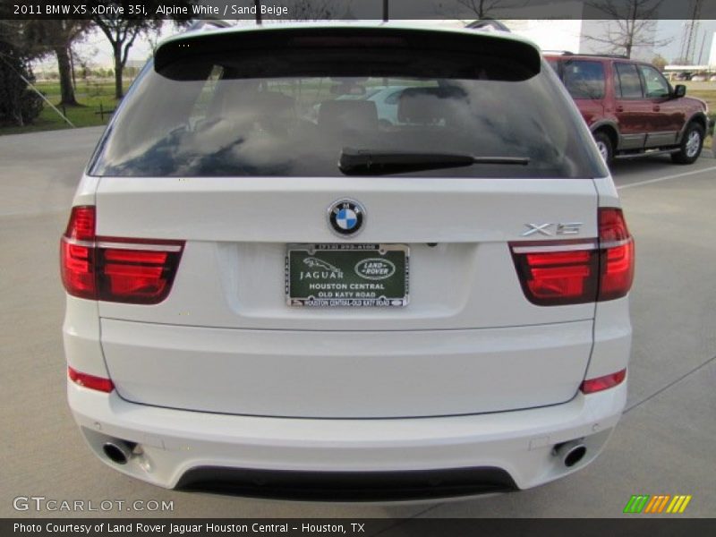 Alpine White / Sand Beige 2011 BMW X5 xDrive 35i