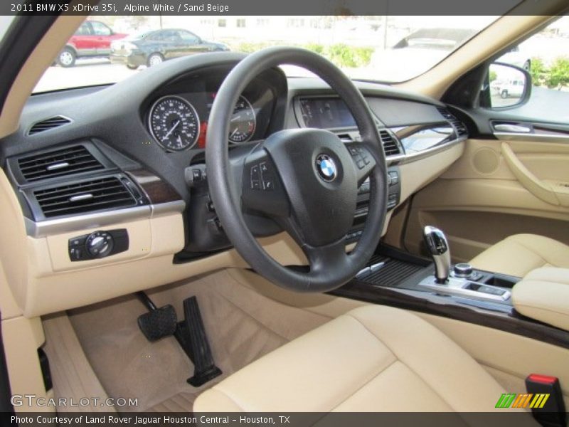 Alpine White / Sand Beige 2011 BMW X5 xDrive 35i