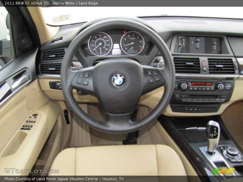 Alpine White / Sand Beige 2011 BMW X5 xDrive 35i