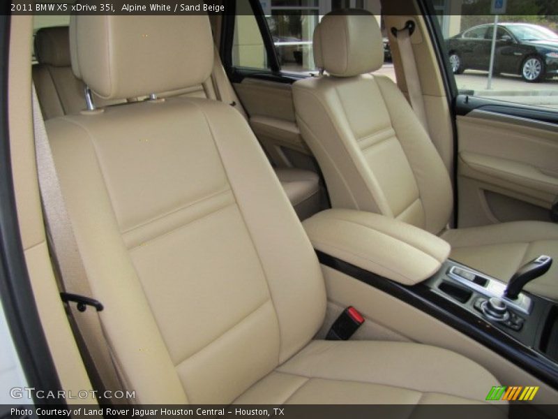 Alpine White / Sand Beige 2011 BMW X5 xDrive 35i