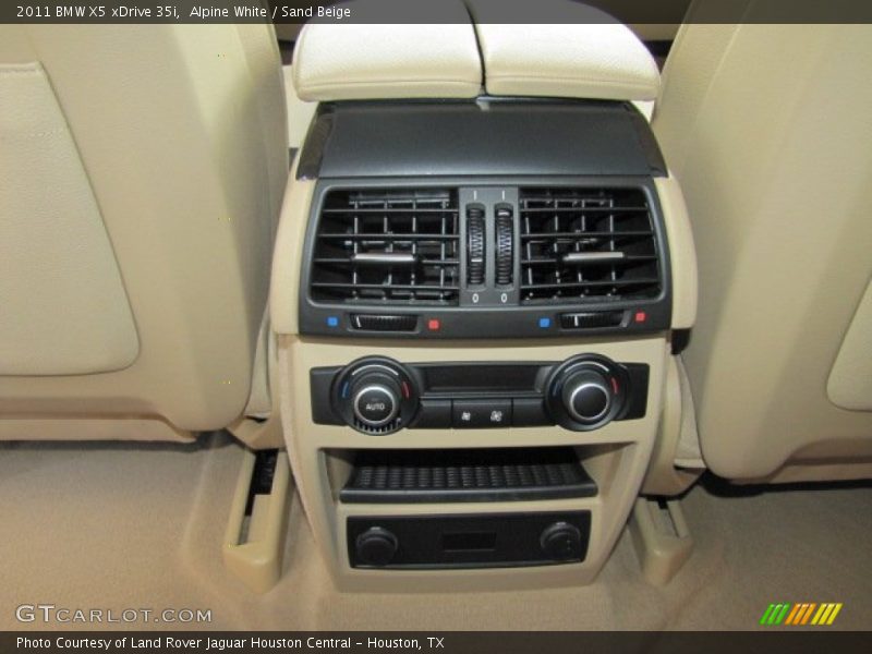 Alpine White / Sand Beige 2011 BMW X5 xDrive 35i