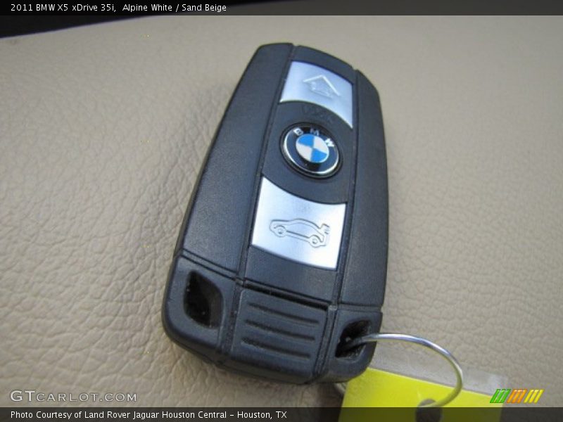 Alpine White / Sand Beige 2011 BMW X5 xDrive 35i