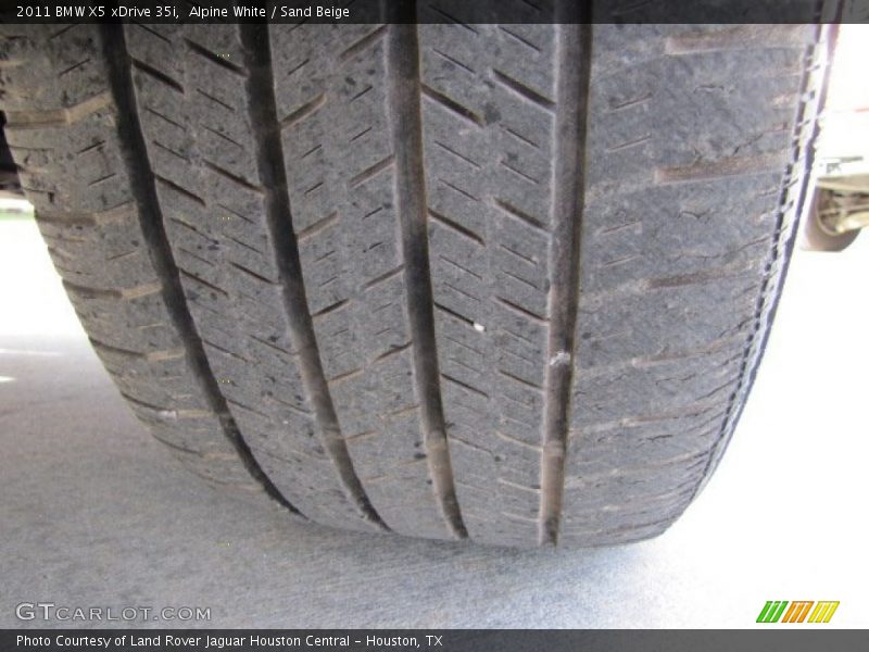 Alpine White / Sand Beige 2011 BMW X5 xDrive 35i