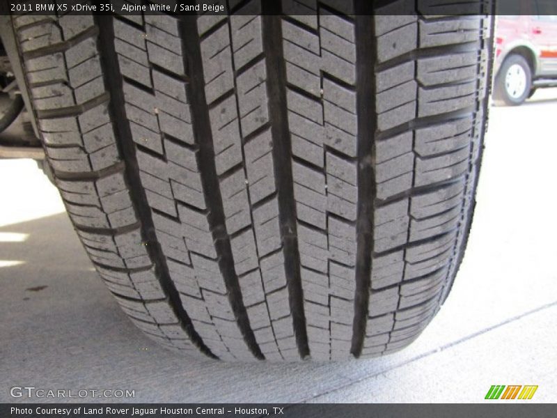 Alpine White / Sand Beige 2011 BMW X5 xDrive 35i