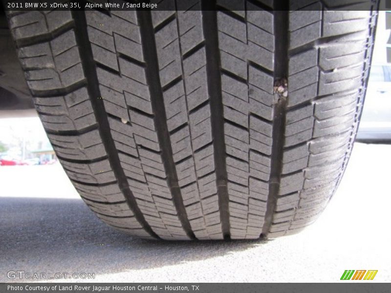 Alpine White / Sand Beige 2011 BMW X5 xDrive 35i