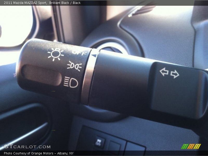 Brilliant Black / Black 2011 Mazda MAZDA2 Sport