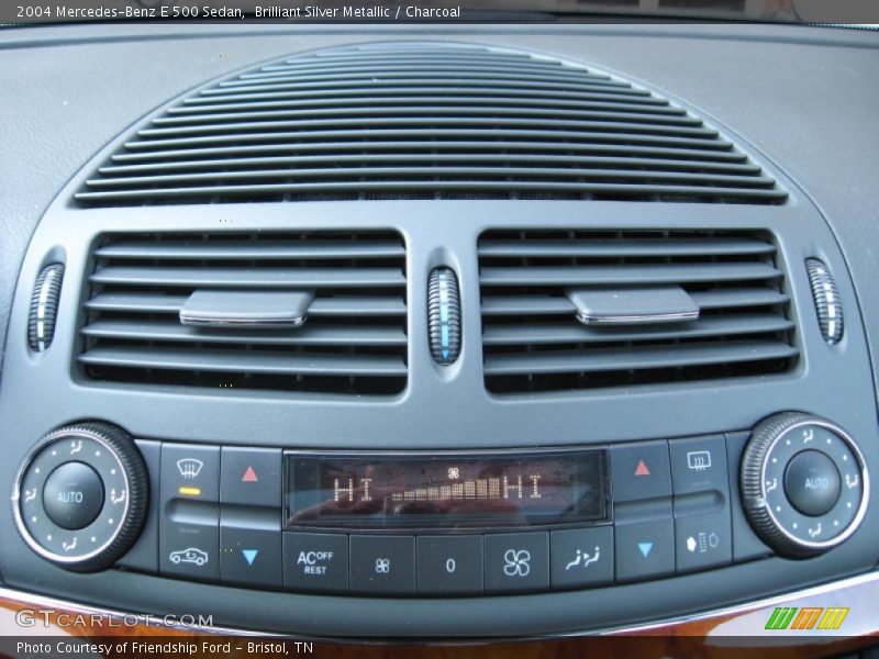 Brilliant Silver Metallic / Charcoal 2004 Mercedes-Benz E 500 Sedan