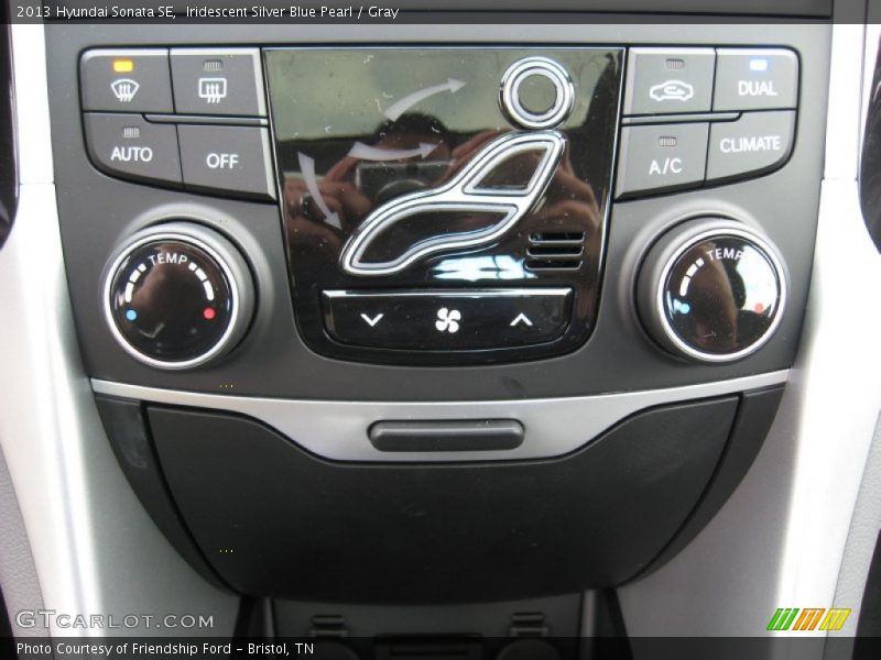 Iridescent Silver Blue Pearl / Gray 2013 Hyundai Sonata SE