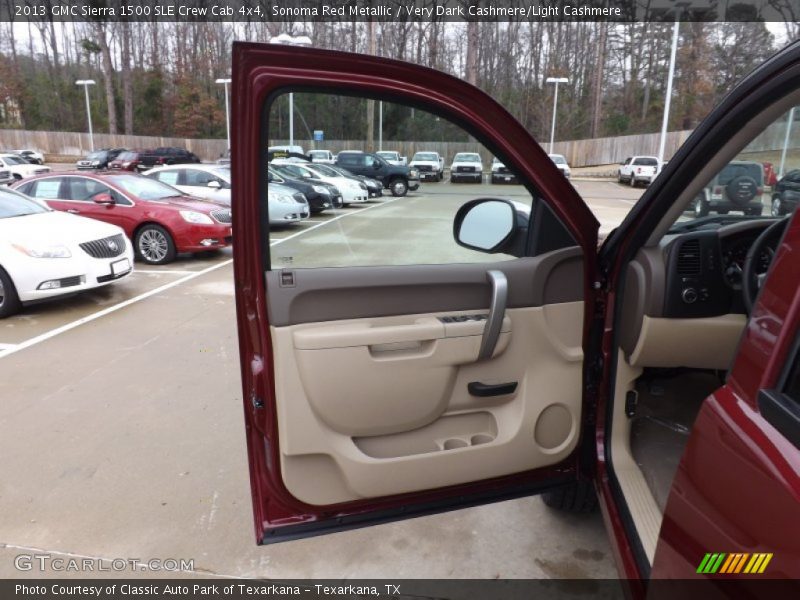 Door Panel of 2013 Sierra 1500 SLE Crew Cab 4x4