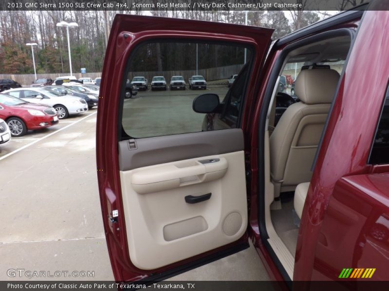 Door Panel of 2013 Sierra 1500 SLE Crew Cab 4x4