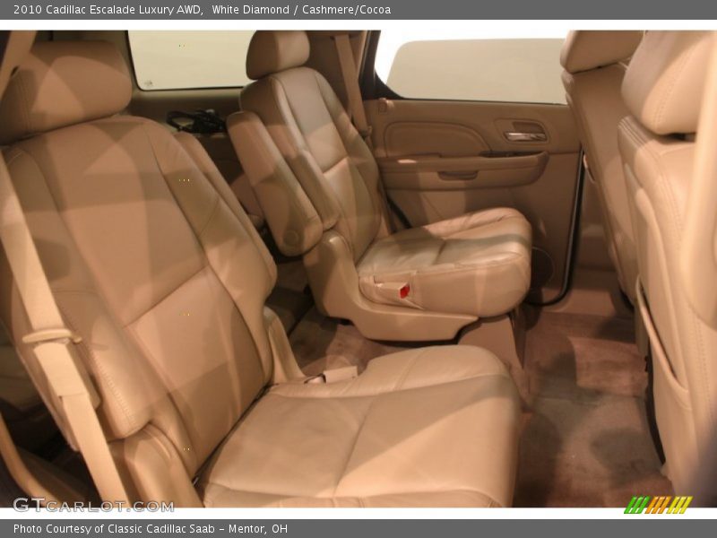 White Diamond / Cashmere/Cocoa 2010 Cadillac Escalade Luxury AWD