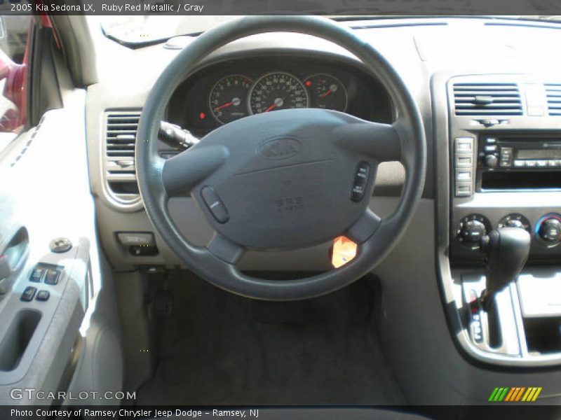 Ruby Red Metallic / Gray 2005 Kia Sedona LX