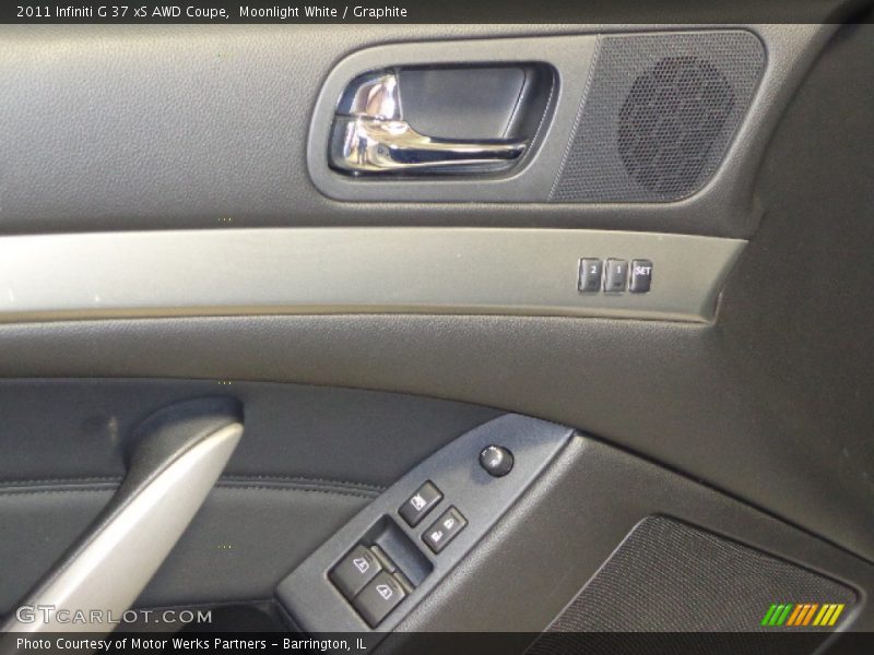 Moonlight White / Graphite 2011 Infiniti G 37 xS AWD Coupe