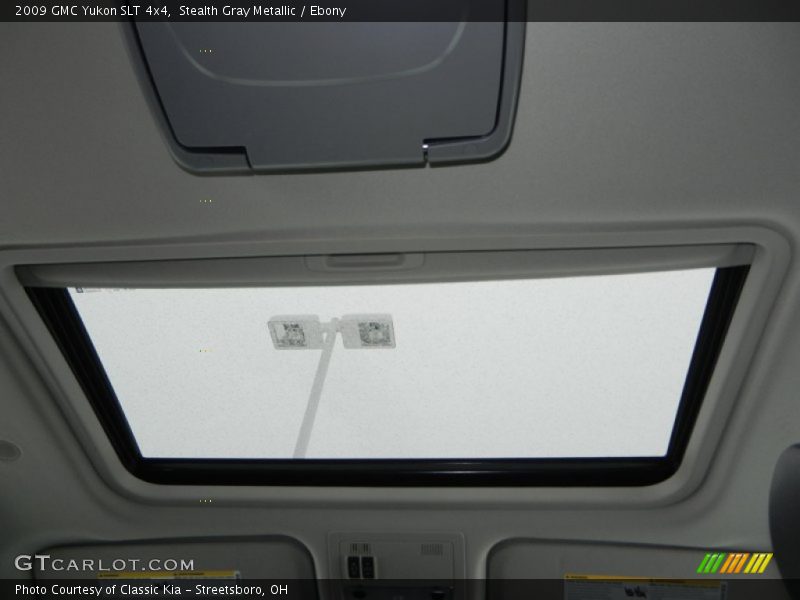 Stealth Gray Metallic / Ebony 2009 GMC Yukon SLT 4x4