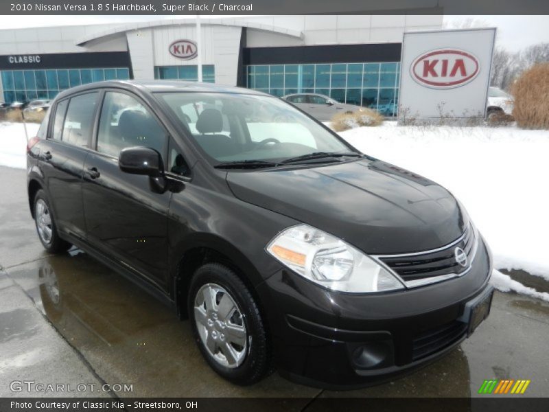 Super Black / Charcoal 2010 Nissan Versa 1.8 S Hatchback
