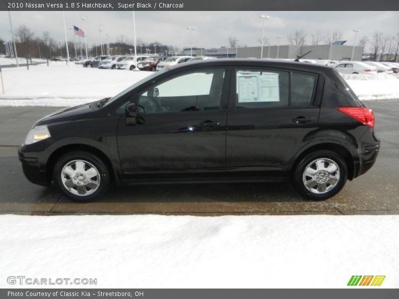 Super Black / Charcoal 2010 Nissan Versa 1.8 S Hatchback