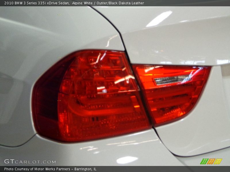 Alpine White / Oyster/Black Dakota Leather 2010 BMW 3 Series 335i xDrive Sedan