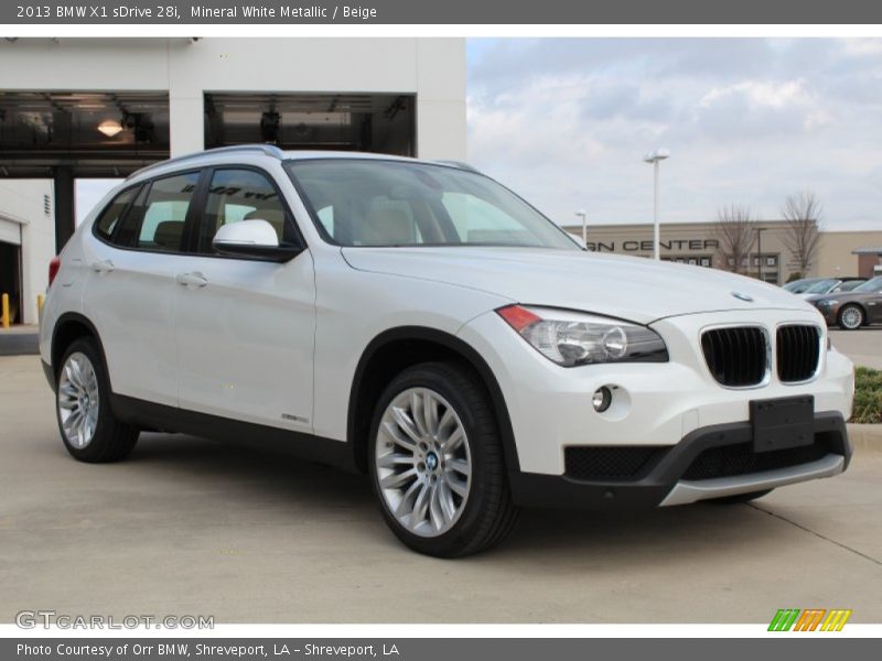 Mineral White Metallic / Beige 2013 BMW X1 sDrive 28i