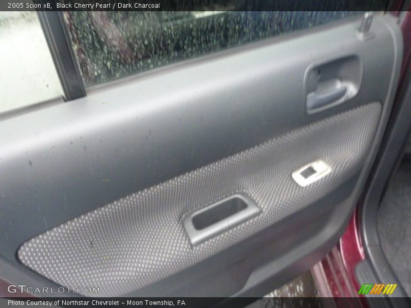 Door Panel of 2005 xB 