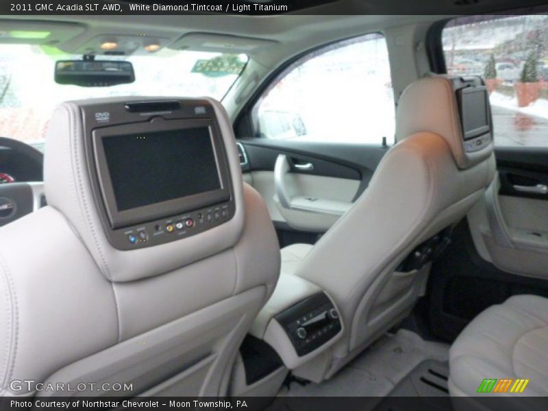 Entertainment System of 2011 Acadia SLT AWD