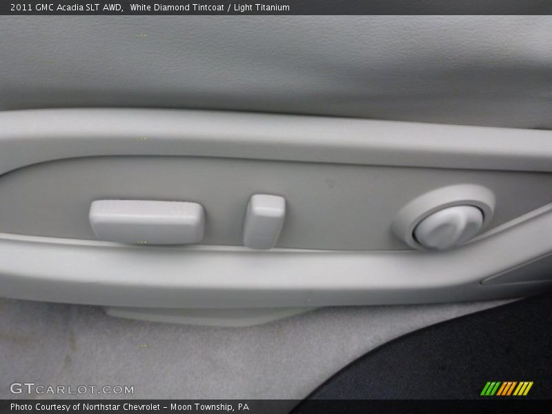 White Diamond Tintcoat / Light Titanium 2011 GMC Acadia SLT AWD