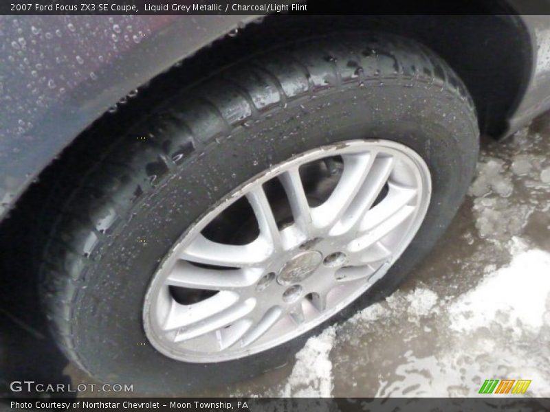 Liquid Grey Metallic / Charcoal/Light Flint 2007 Ford Focus ZX3 SE Coupe