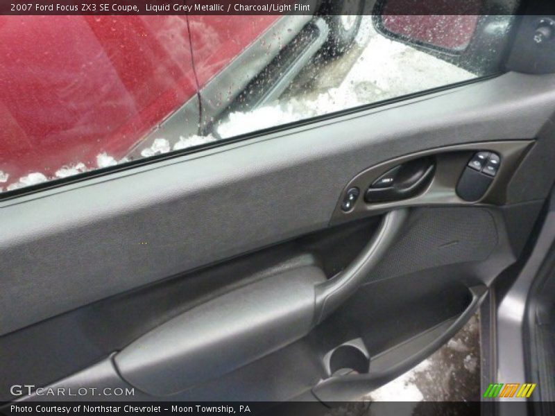 Liquid Grey Metallic / Charcoal/Light Flint 2007 Ford Focus ZX3 SE Coupe