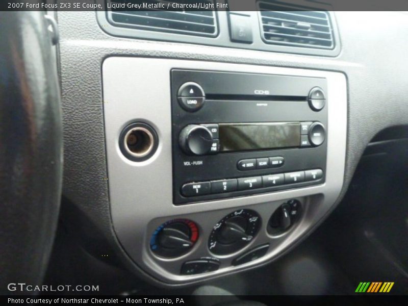 Liquid Grey Metallic / Charcoal/Light Flint 2007 Ford Focus ZX3 SE Coupe