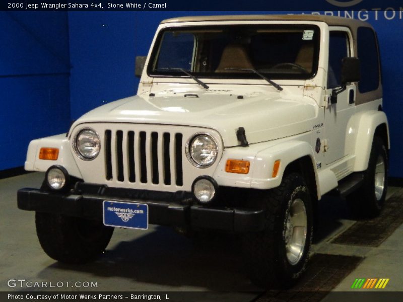 Stone White / Camel 2000 Jeep Wrangler Sahara 4x4