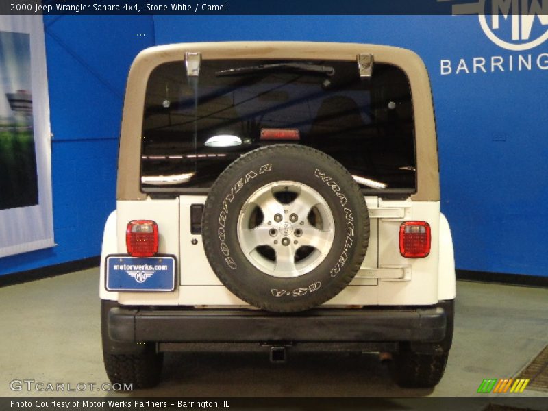 Stone White / Camel 2000 Jeep Wrangler Sahara 4x4