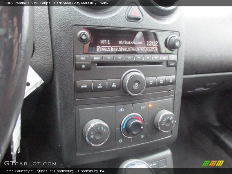 Controls of 2009 G6 V6 Coupe