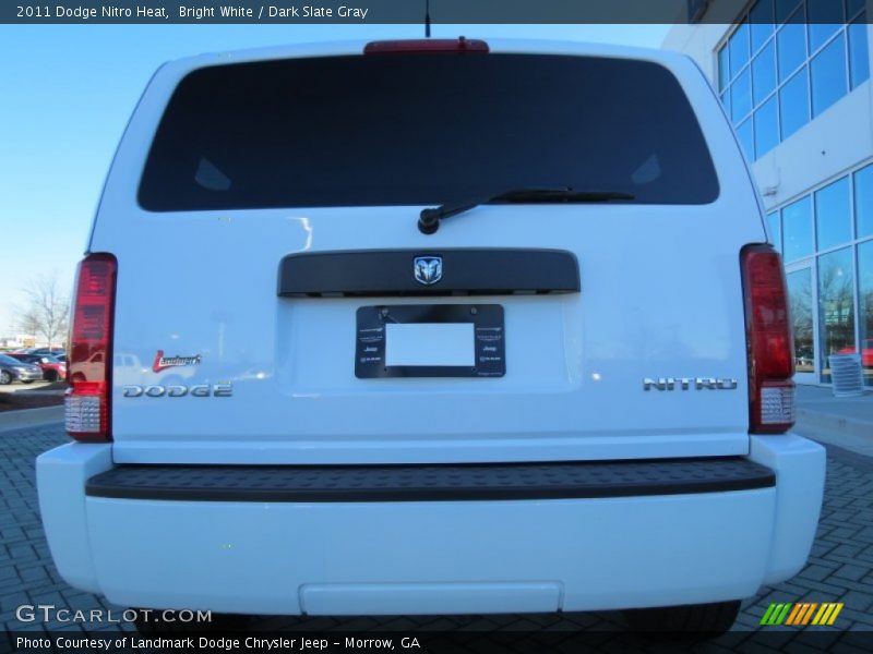Bright White / Dark Slate Gray 2011 Dodge Nitro Heat