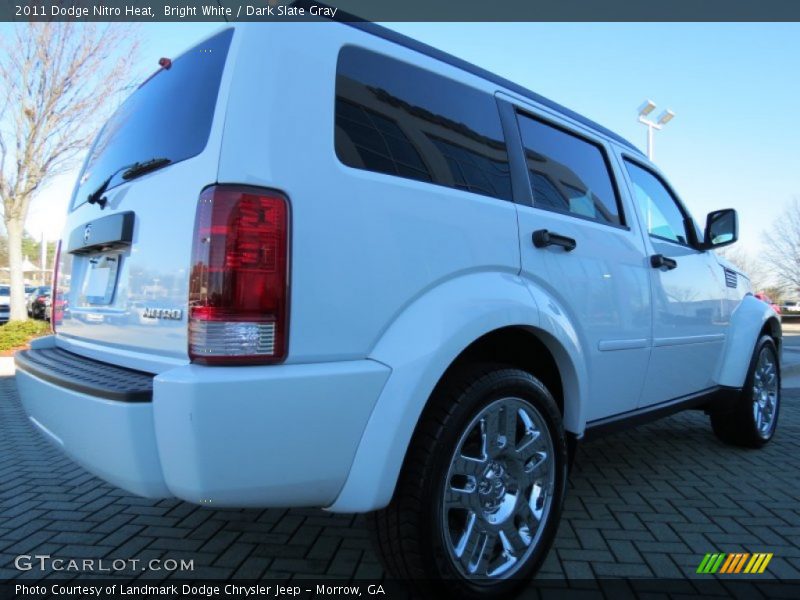 Bright White / Dark Slate Gray 2011 Dodge Nitro Heat
