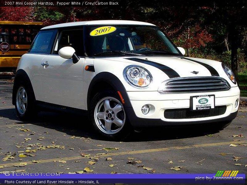 Pepper White / Grey/Carbon Black 2007 Mini Cooper Hardtop