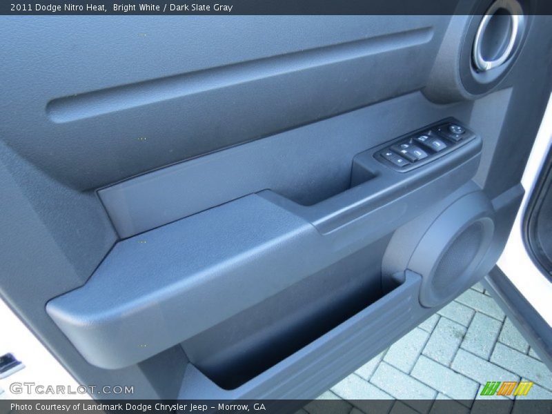 Bright White / Dark Slate Gray 2011 Dodge Nitro Heat