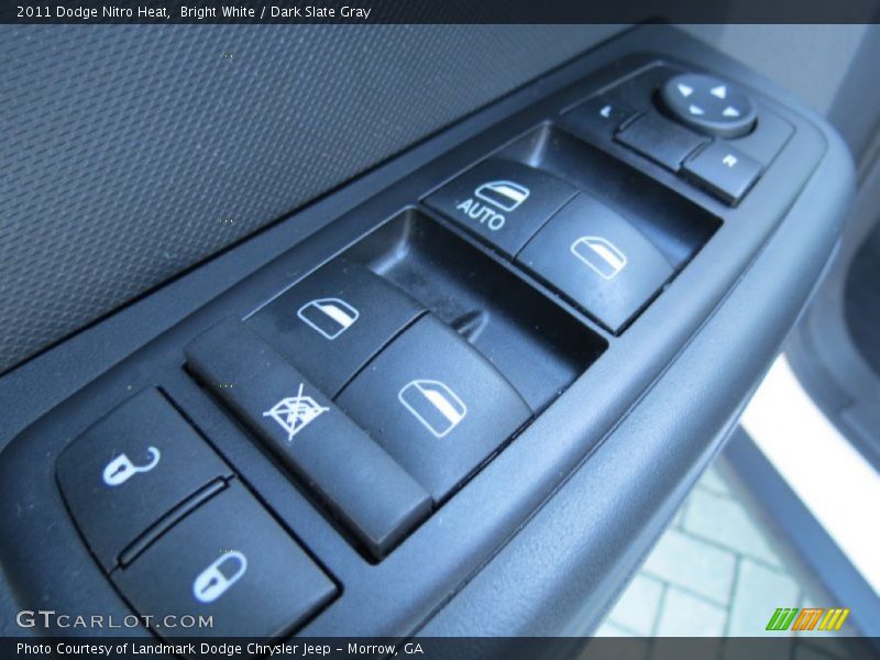 Bright White / Dark Slate Gray 2011 Dodge Nitro Heat